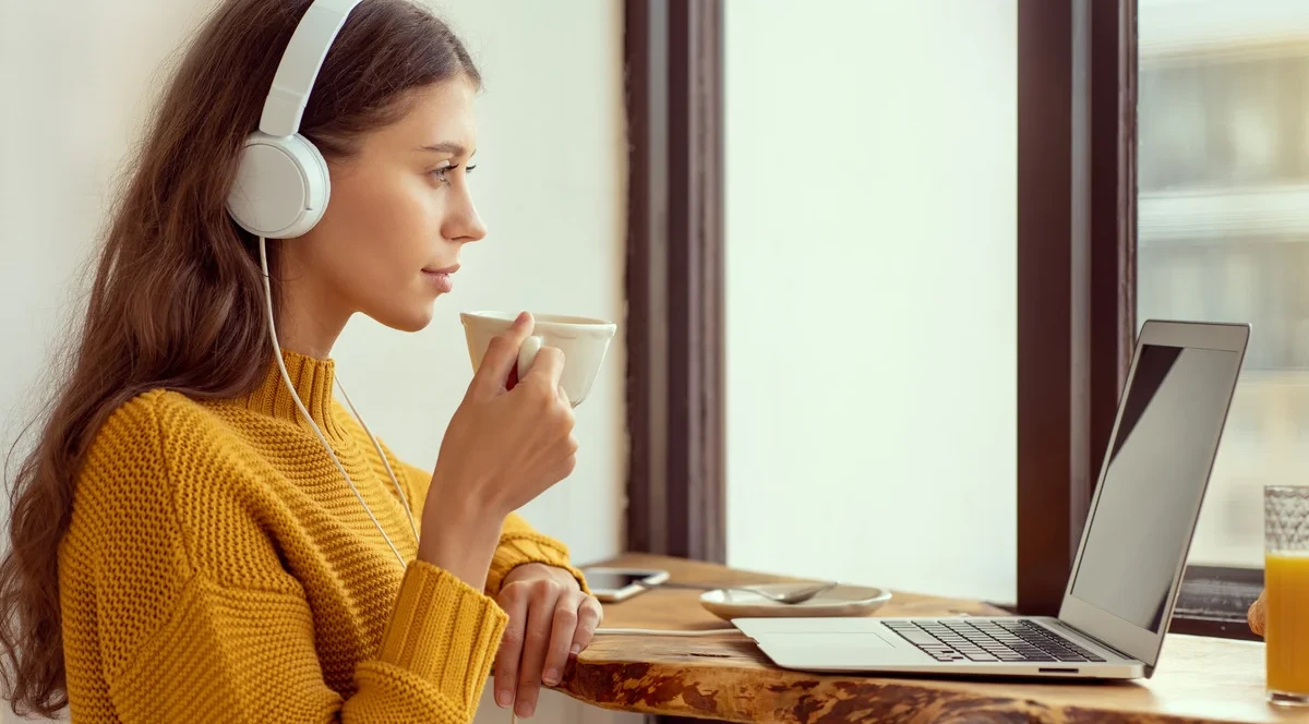 헤드폰과 이어폰 안전하게 사용하는 법